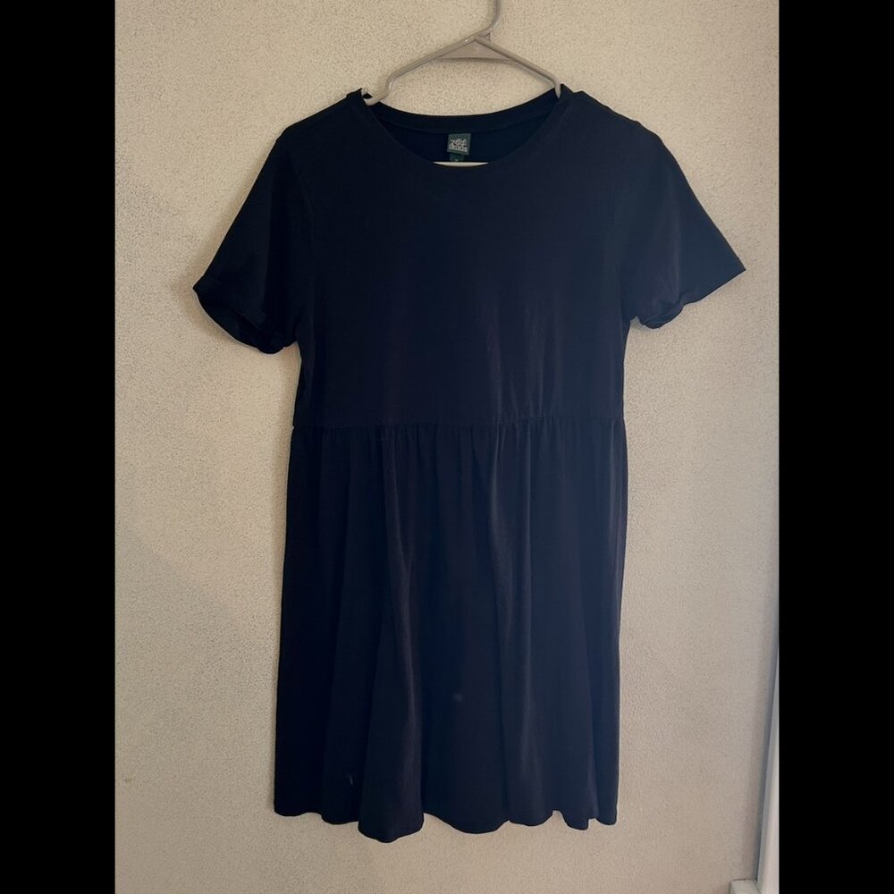 Black t-shirt dress!